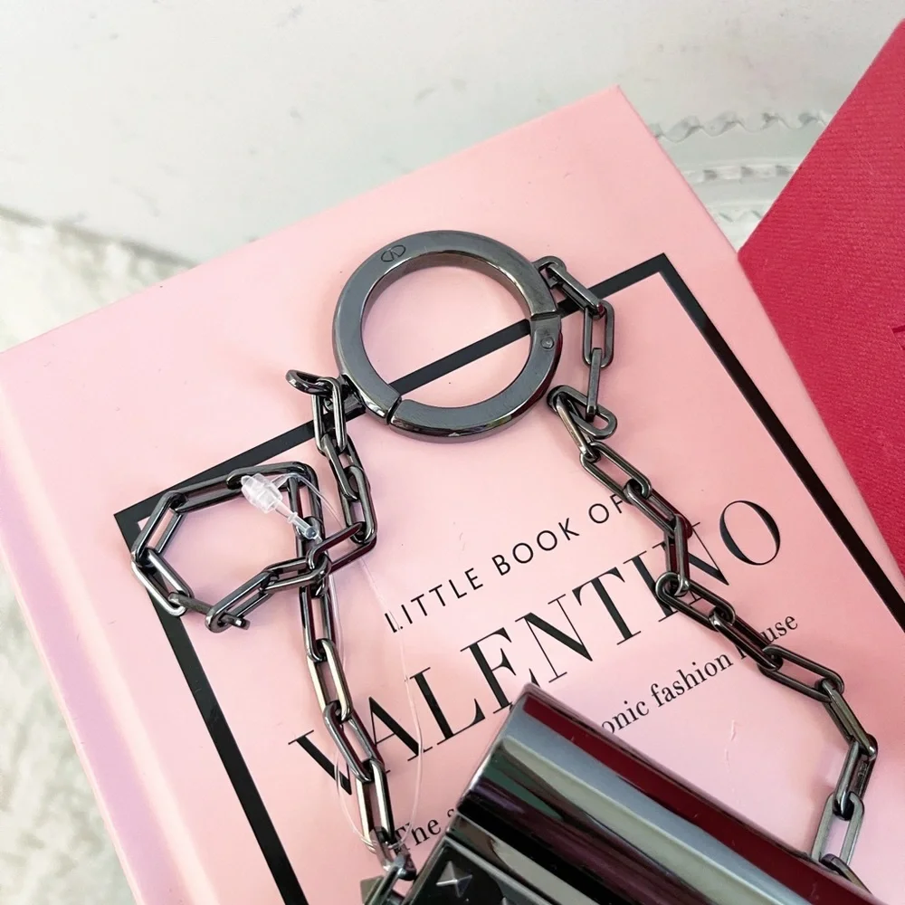 Authentic Valentino Garavani Black Mini Rockstud Lipstick Minaudiere on Chain - Picture 6 of 9